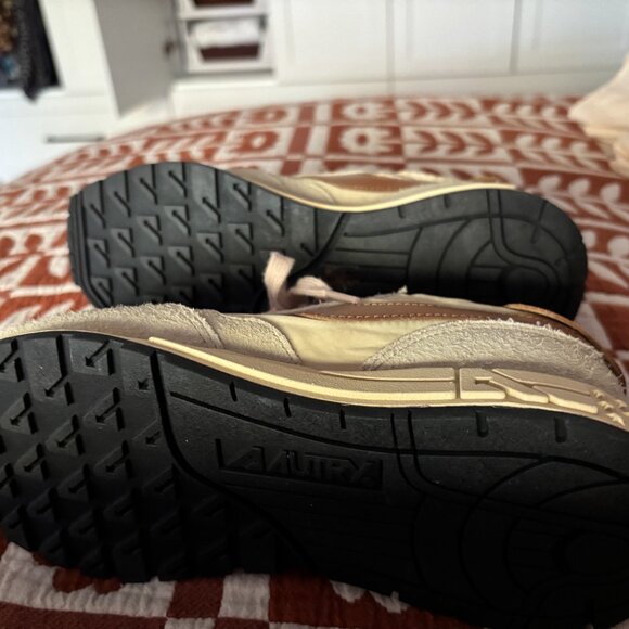 Autry Tan Sneakers NWOT - Picture 3 of 5